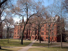 Türk üniversitesi Harvard'a kafa tuttu