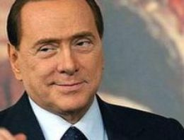 Berlusconi hakkındaki yolsuzluk davası düştü