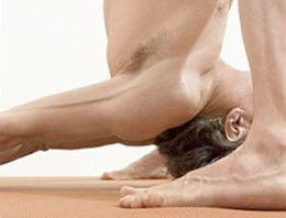 Burada yoga yapmak cesaret ister Burada yoga yapmak cesaret ister