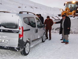 Bitlis'te 80 kişi 8 saatte kurtarıldı
